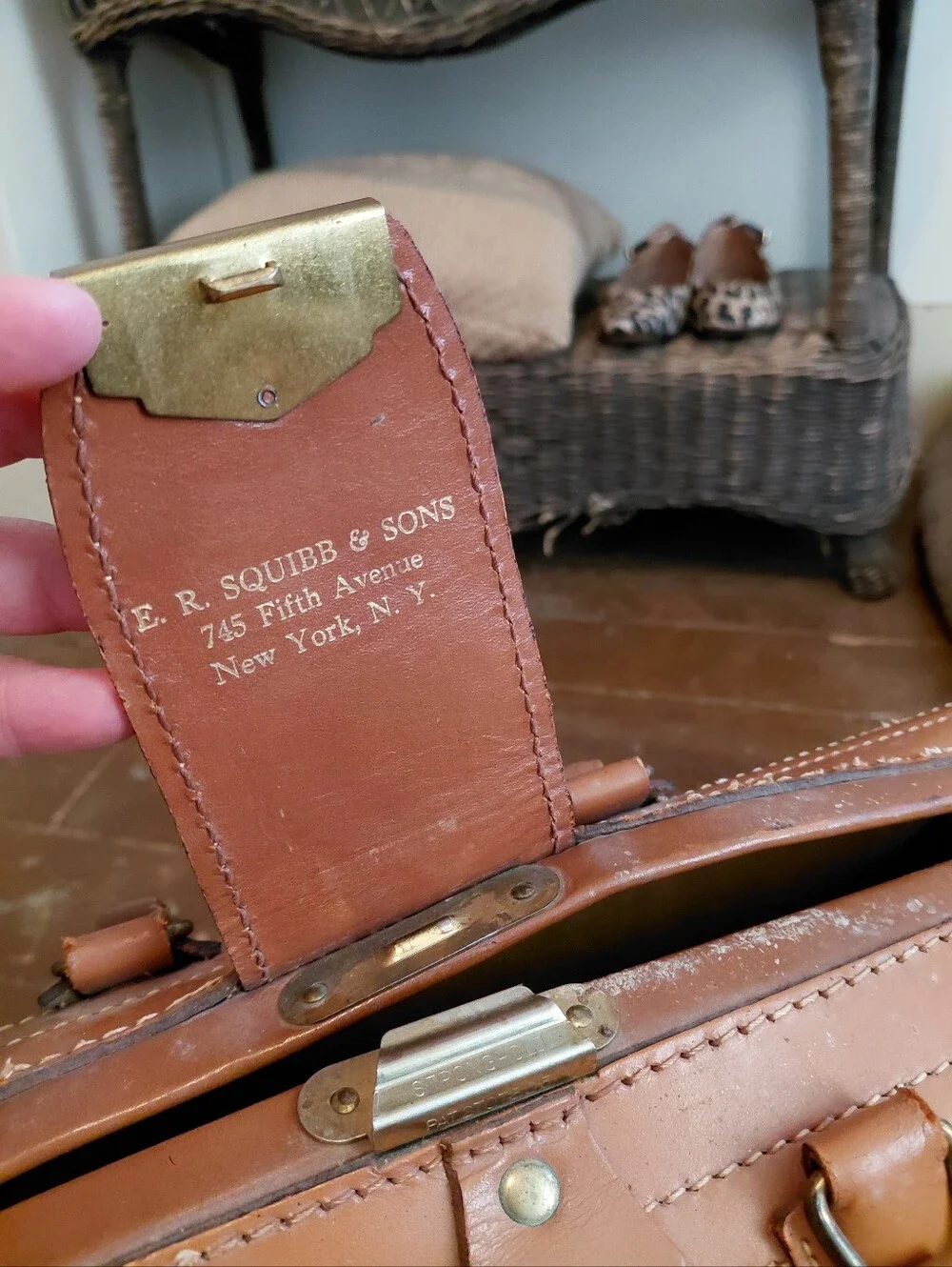 RARE E.R. Squibb & Sons Fifth Avenue Pharmaceutical Luggage/Briefcase